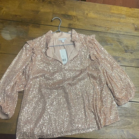 Crown and Ivy Sequin Embellished Blouse - Picture 6 of 7